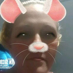 Meet your Posher, Allyson